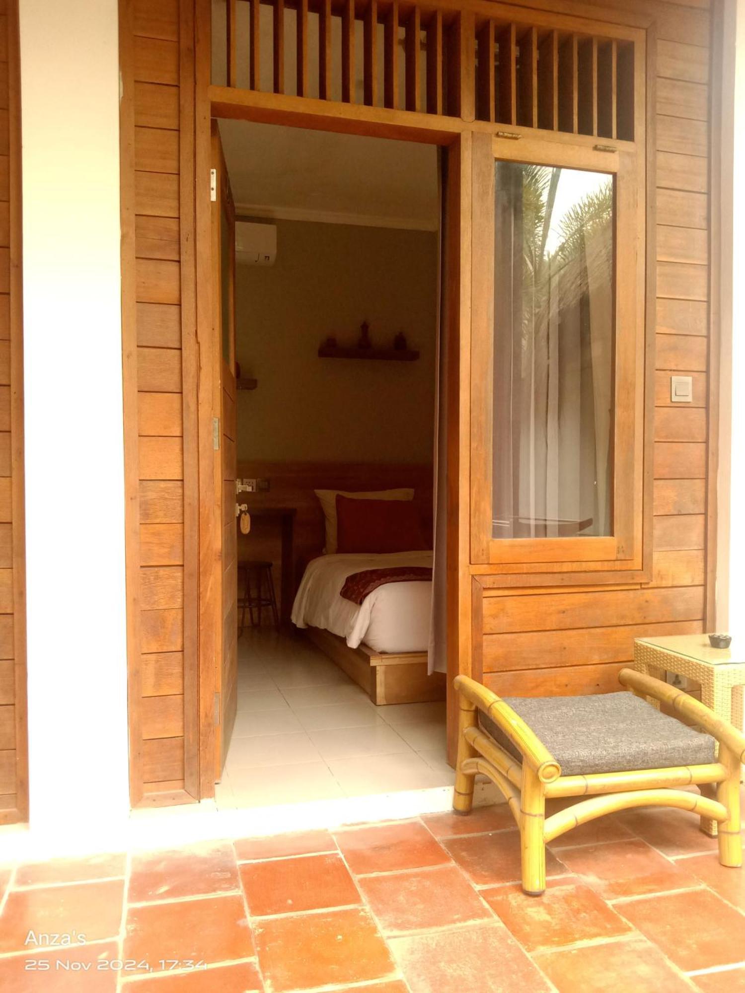 Village Vibes Lombok Kuta  Esterno foto